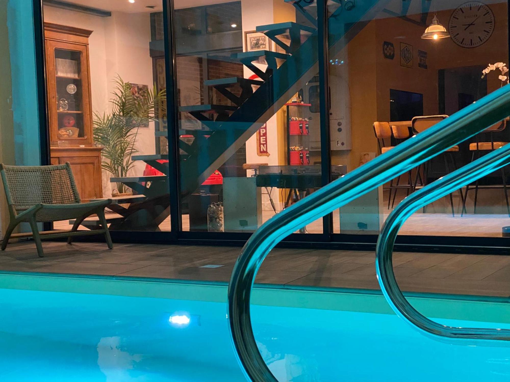 Loft Spa Reims-Fr 250M2 Privatifs, Piscine Interieure Chauffee, Spa Et Parking Εξωτερικό φωτογραφία